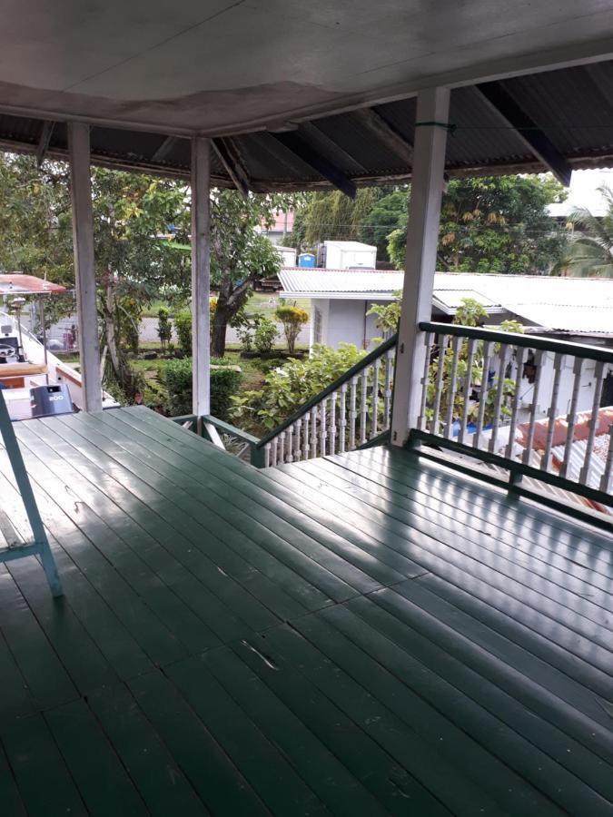 Waterfront 2 Story Deluxe Duplex Almirante Exterior foto